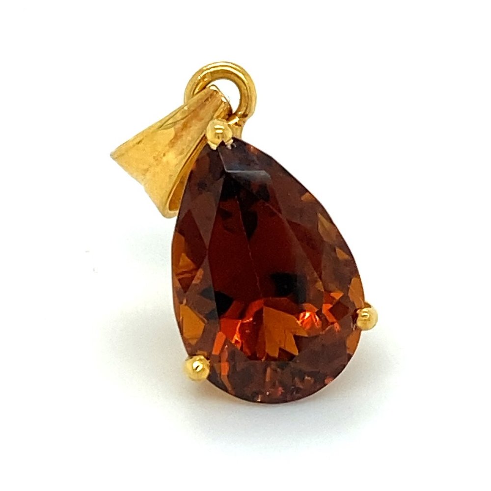 Certified Orange Tourmaline 5.90ct 18K Pendant
